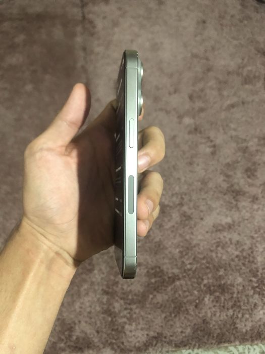 iPhone 15 pro 128