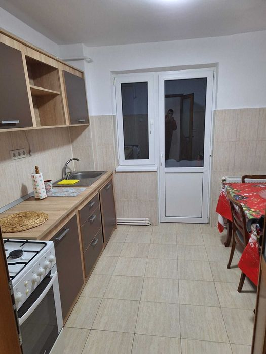 Inchiriez ap. 2 camere confort 1, et.3