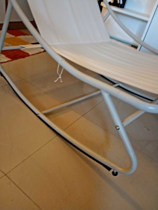 Люлка кресло с мека възглавница