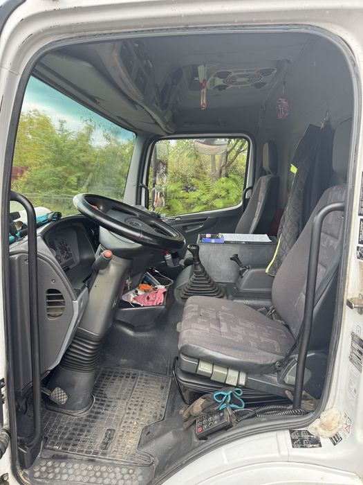 Camion cu Macara Mercedes Palfinger