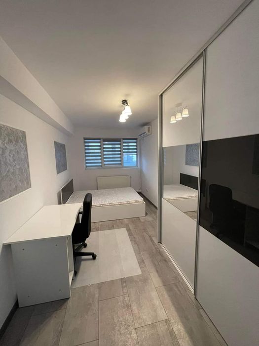 Proprietar inchiriez ap.2 camere P-ta Marasti