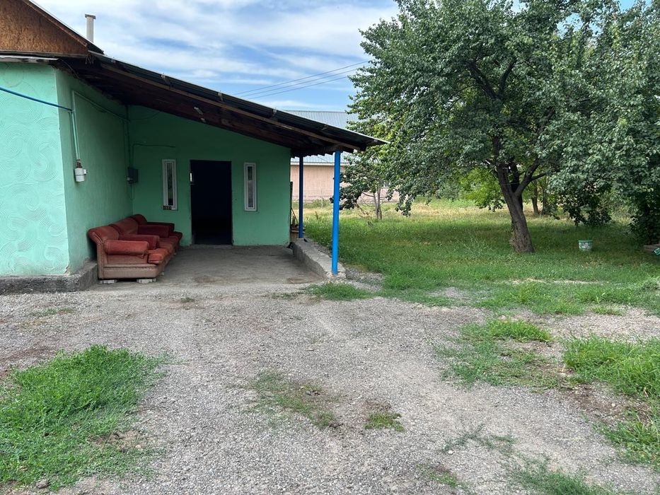 Продам дом с большим участком