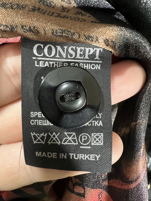 Новая кожаная женская куртка. Турция. Размер S.