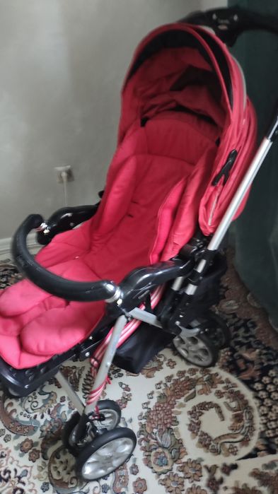 Продам   коляску