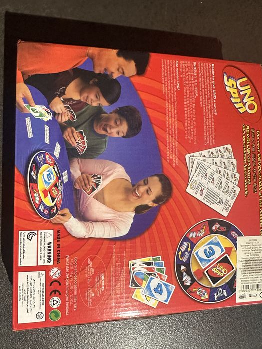 Игра UNO Spin и карти