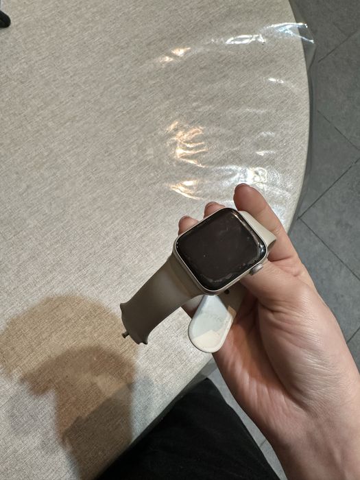 Apple Watch SE 2 (40mm) сатамын