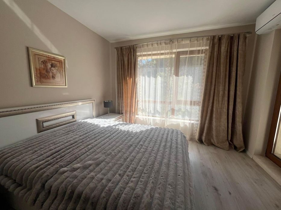 Продава се Тристаен апартамент в Варна, Аспарухово - 114 кв.м за 1025 €/кв.м - Снимка #4