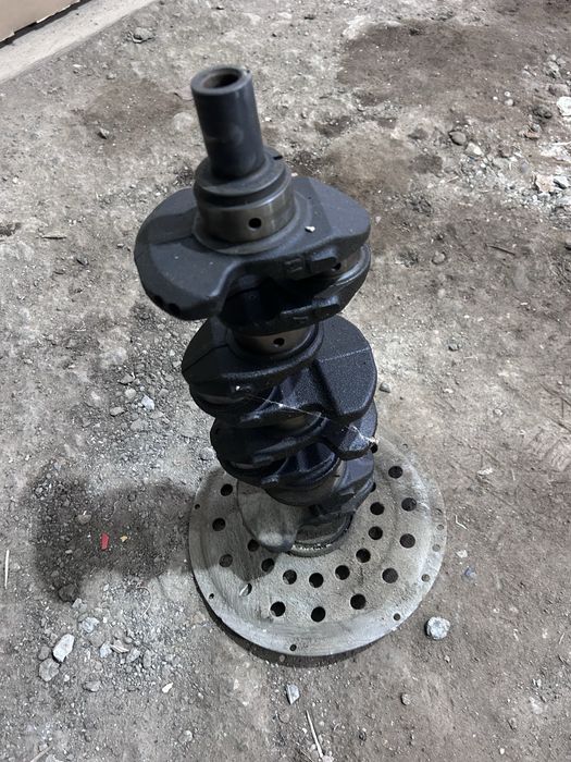 Коленвал от хонда церви