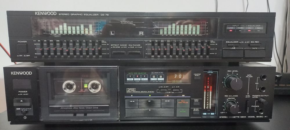 Egalizator și deck Kenwood