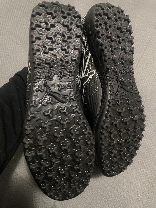 Продам сороконожки Puma оригинал