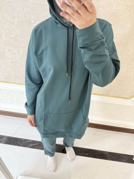 двойка с капюшеном