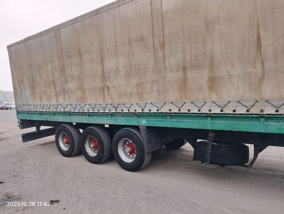 Полуприцеп для фуры