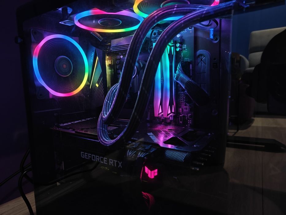 Геймърски компютър ryzen 7 32gb ram rtx 3080