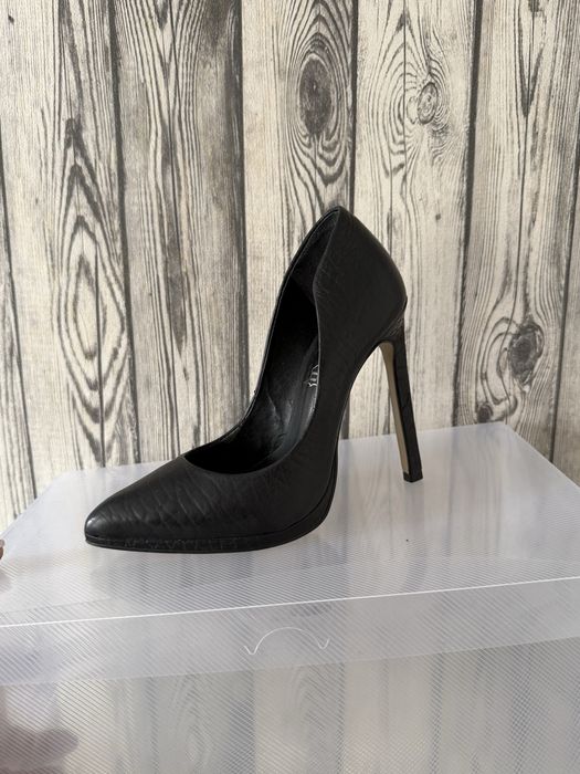 Туфли на каблуке 35 размер