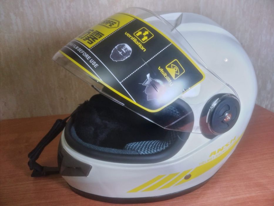 Шлемы для мотоциклов