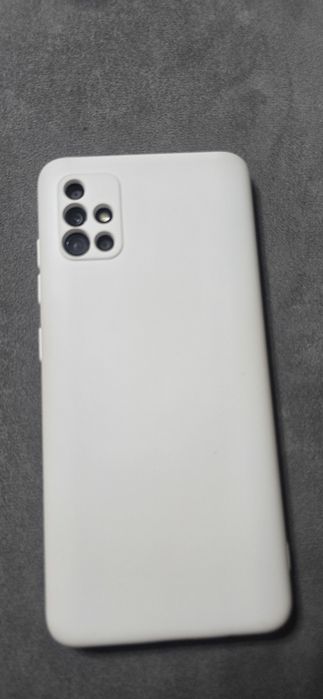 Продам телефон самсунг А51