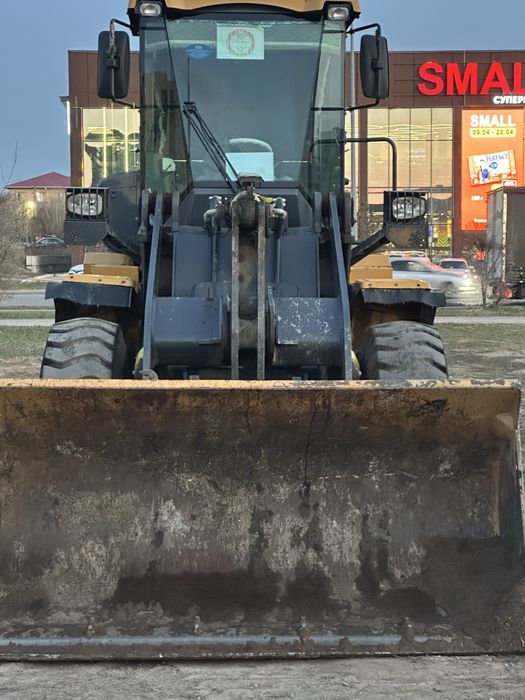 Услуги погрузчика ковшового