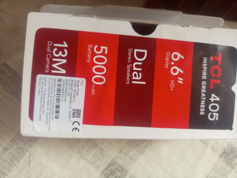 TCL 405 телефон,запазенм