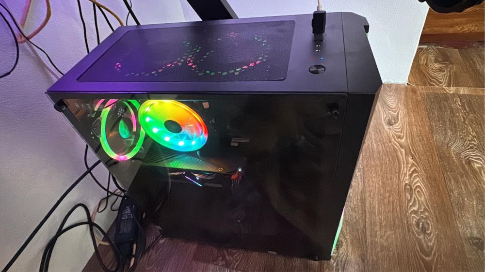 Vand pc gaming usor negocibail
