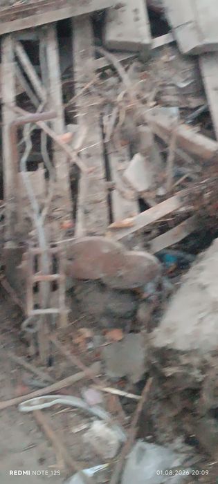 Б/у трубы уголки ,швеллер ,и лом ... срочно продаётся дешевле