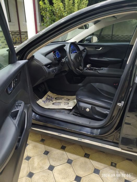 Hongqi eqm5 500 plus