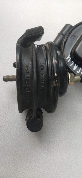 Подушка двигателя. Опоры. Subaru Forester, Impreza, Outback,