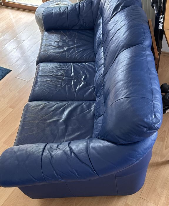 Canapea si fotolii din piele