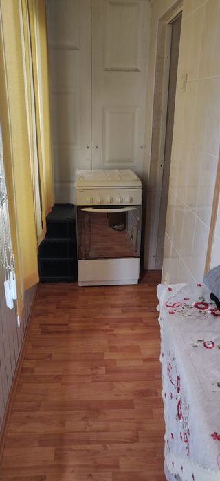 Vanzare Apartament 2 camere micro 38 etaj 4 /4