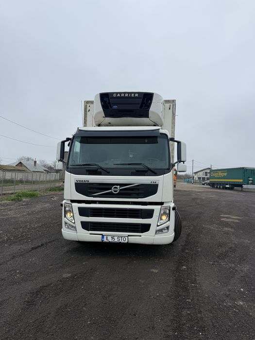 Volvo FM330 frigorific 2011