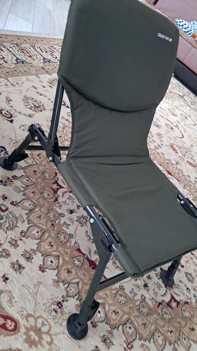 Продам два карповых кресла.