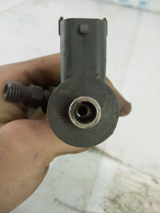 Injector 2.0 cdti a20dth 0445110327 Opel Zafira C