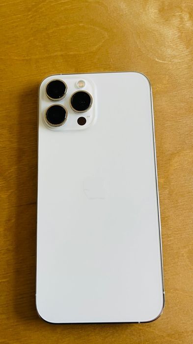 Продам iPhone 13 Pro max