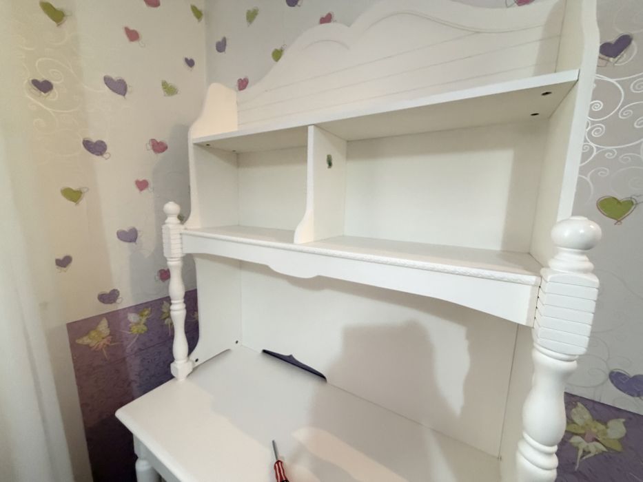 Продвм писменный стол