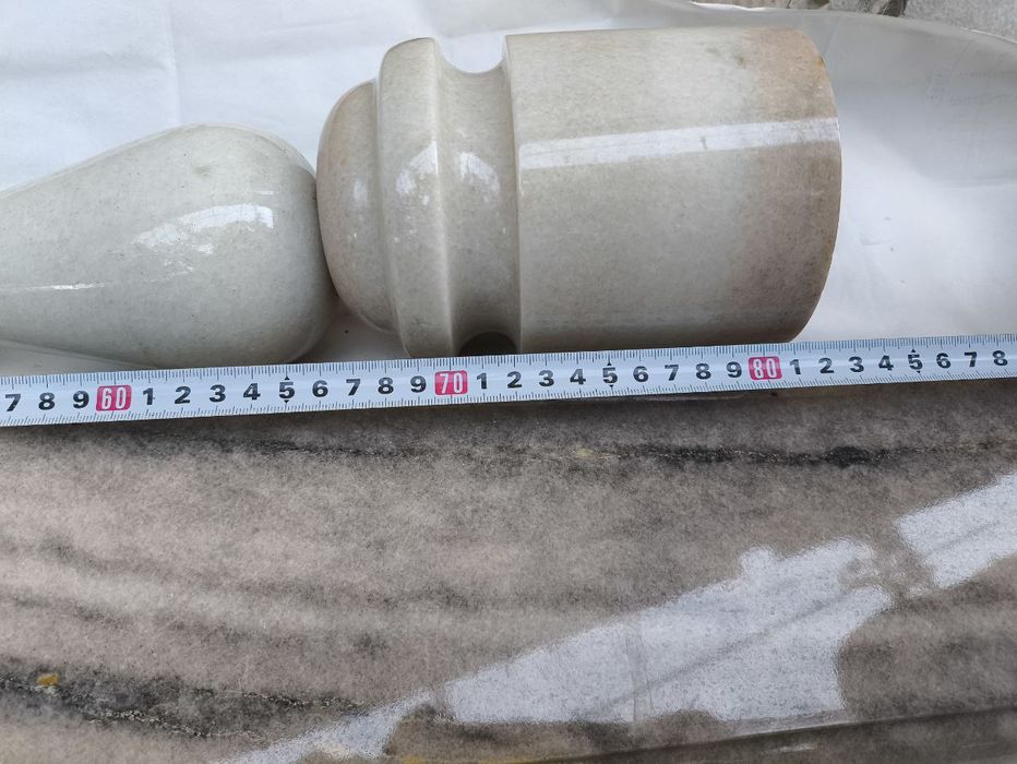 Мраморные балясины и перила