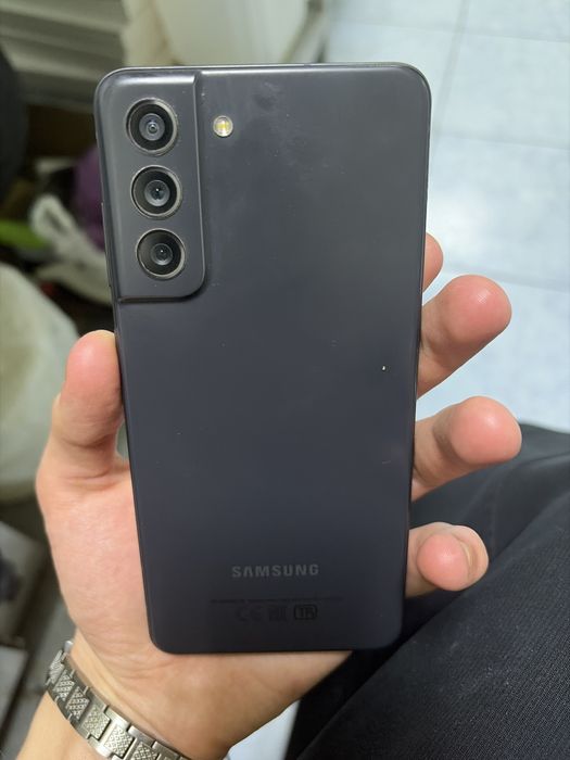 Samsung s21 FE 5G самсунг с 21 фе