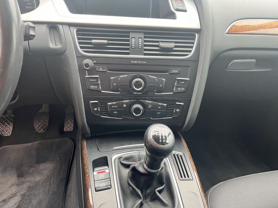 Vând Audi A4 B8 2.0 TFSI