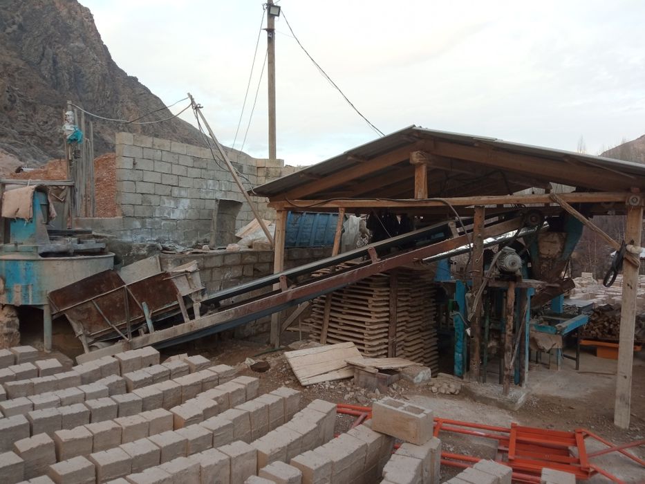 Shlaka blok aparat sotiladi 17x35 razmerda
