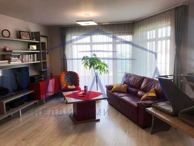 Дава се под наем Четиристаен апартамент в Варна, Цветен квартал - 160 кв.м за 1000 € - Снимка #2