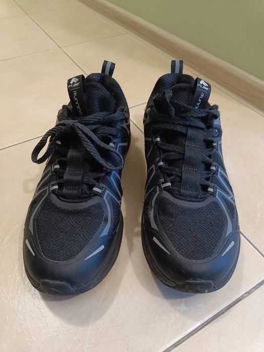 Маратонки FLAIR номер 40