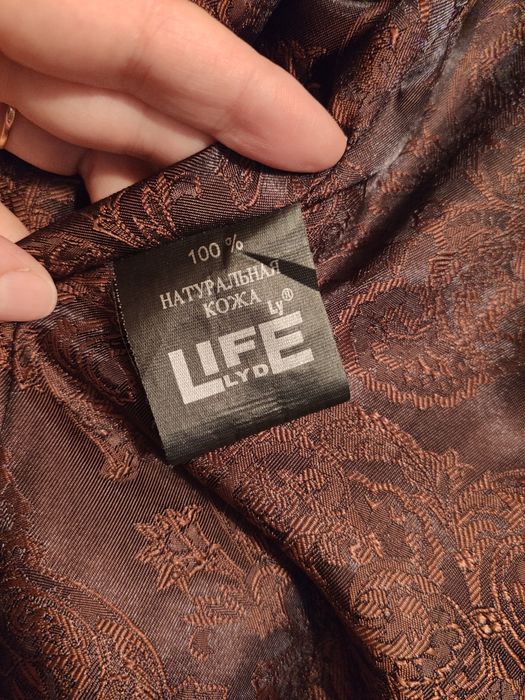 Продам кожаную куртку