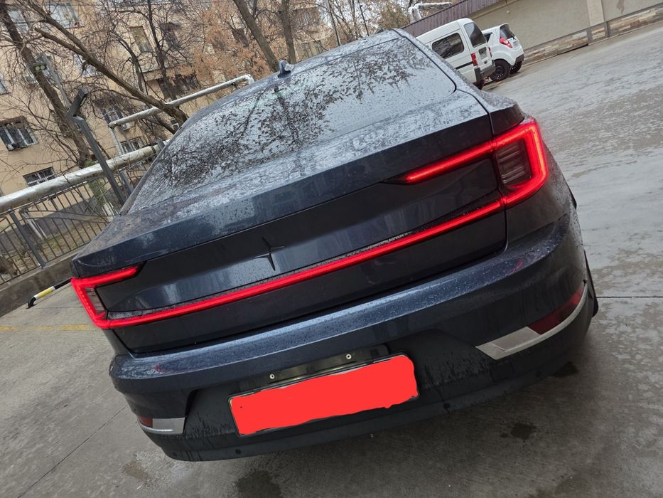Volvo Polestar-2 СРОЧНО продаётся.