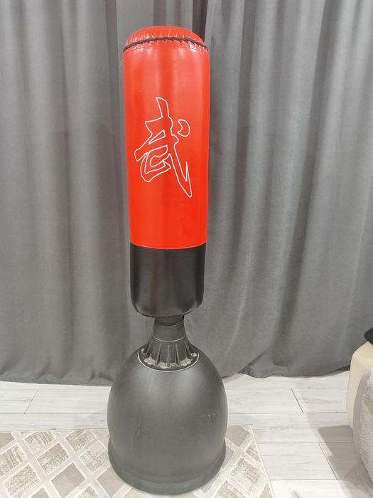 БОКСЕРСКАЯ ГРУША.            .