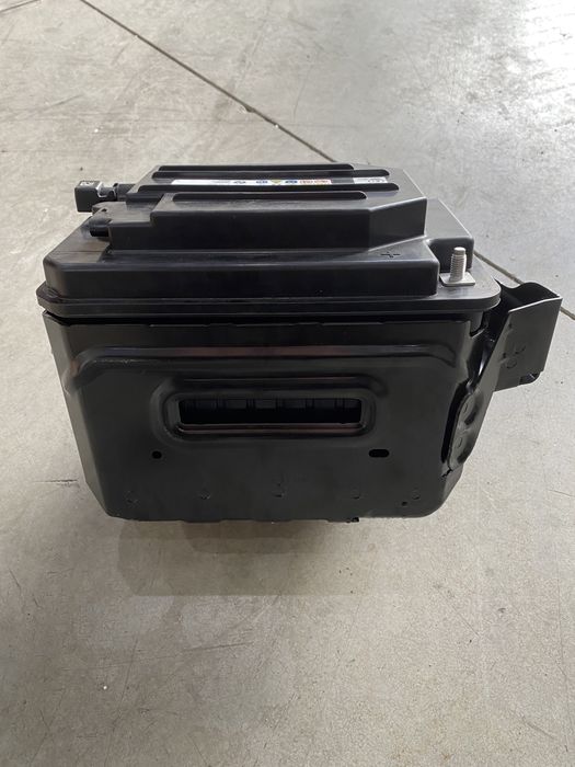 Baterie Li-lon Bmw 5 G30 X5 G05 X06 G06 oem 23101910