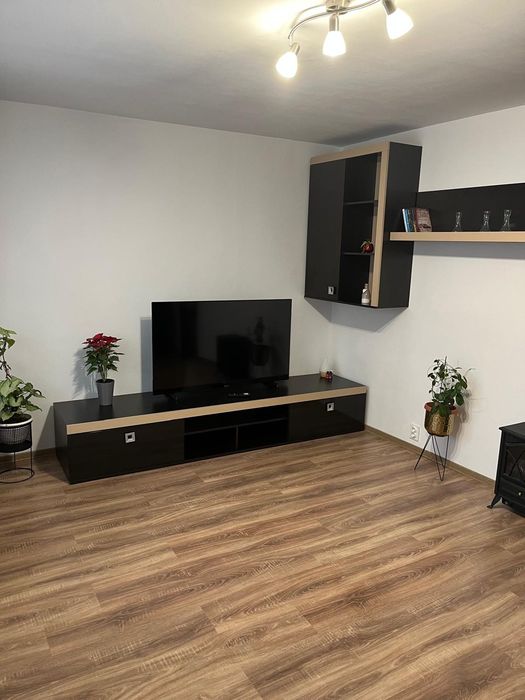 Închiriere apartament Sarari 2 camere decomandate cu centrala proprie