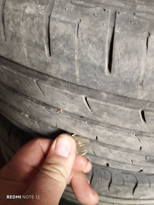 Продам резину 225/65/17