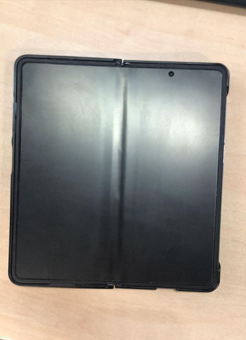 Honor magic v2 (ecran mare defect)