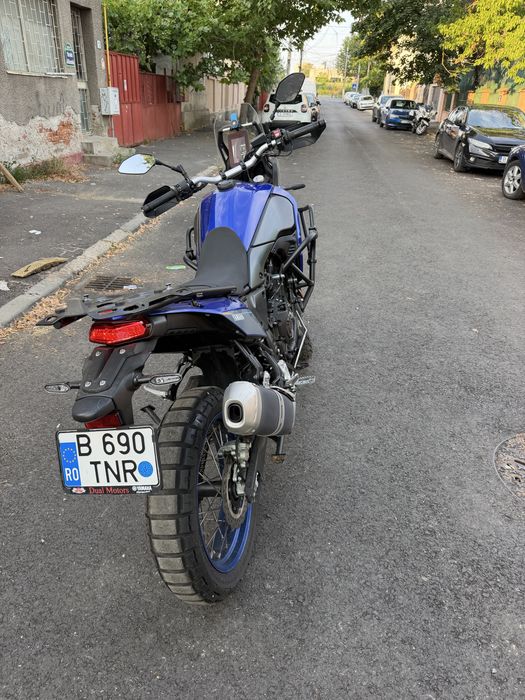 Tenere 700 an 2023, 12100km, crashbars, top case, scut motor, mansoane incalzite, priza usb, cric central