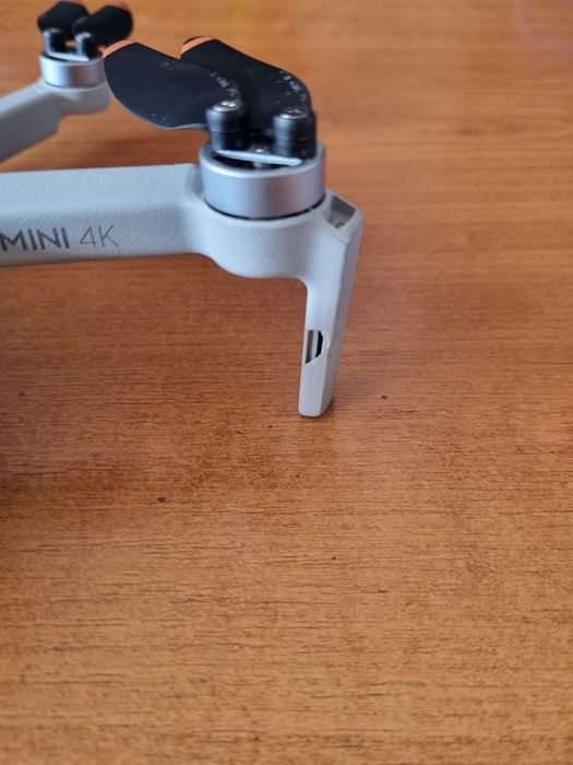 DJI Mini 4K с 2г гаранция + кутия – почти нов(използван 2 часа)