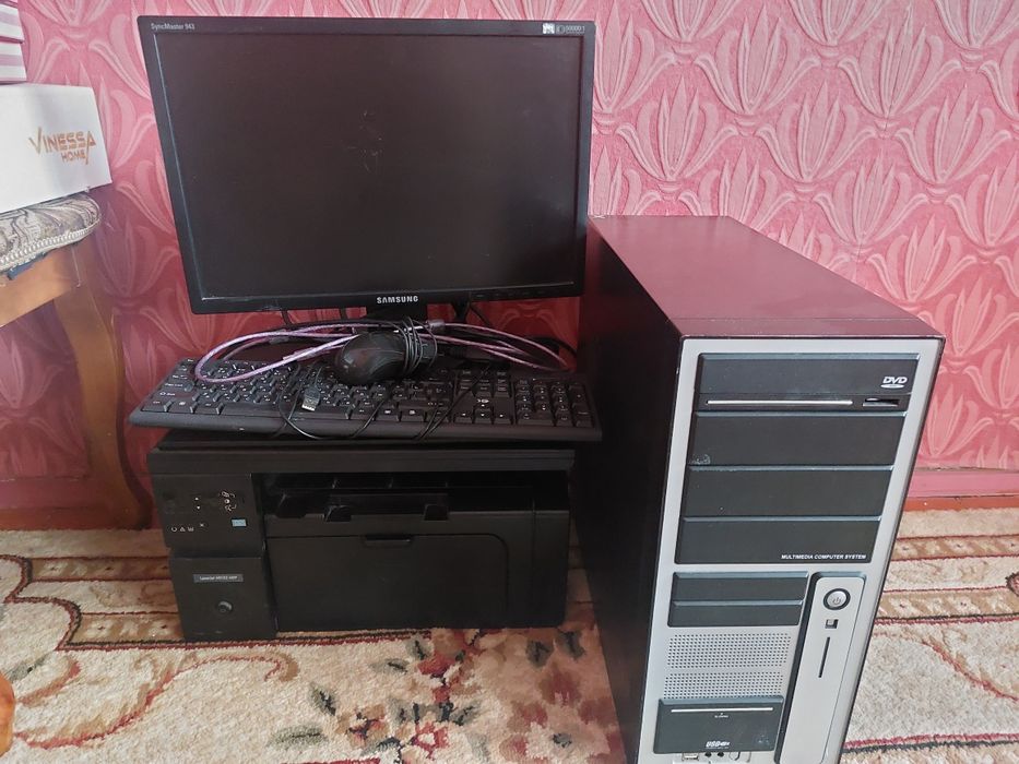 Срочно!Срочно! продаю Компьютер