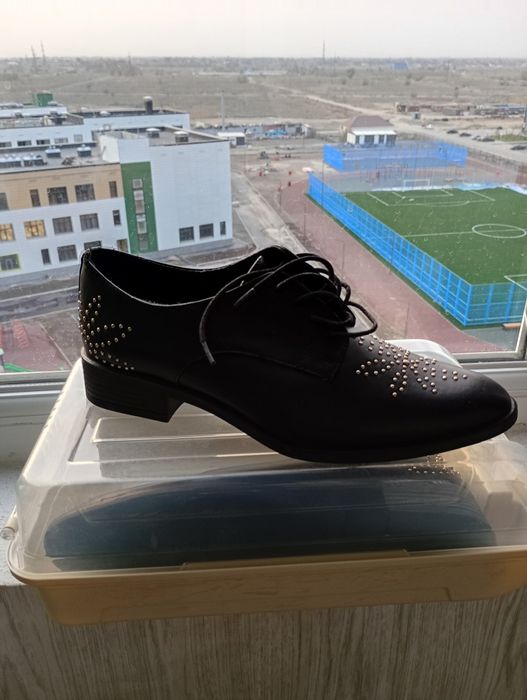 Продам женский обувь